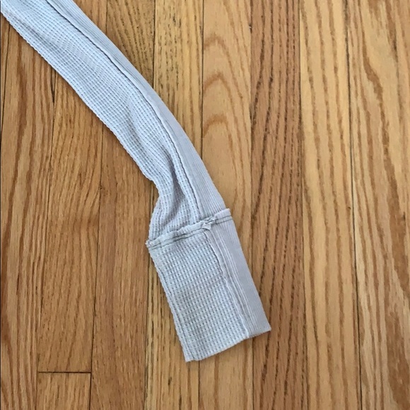 Free people long sleeve! - Picture 2 of 4